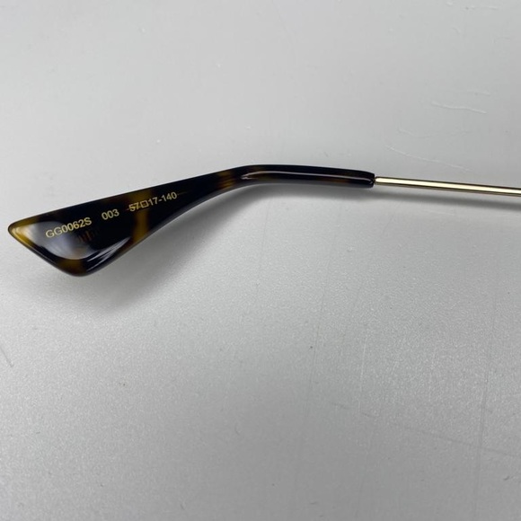 💯Authentic New - GUCCI Grey Gradient Aviator Unisex Sunglasses
GG0062S 003 57 - Picture 9 of 11